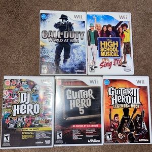 Nintendo Wii games (4)
SOLD guitar hero 5. Others still available